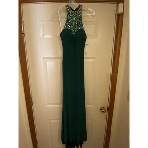 New With Out Tags! Alyce Paris Long Beaded Prom Dress! Size 00. Forest Green